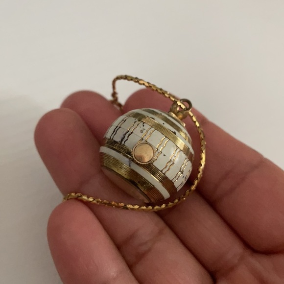 VTG caravelle wind up ball watch pendant